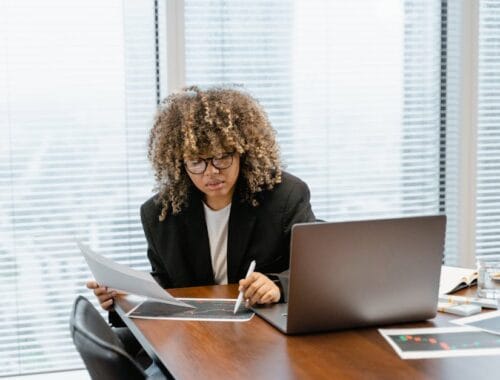 Travail à Distance et Finances Personnelles : Comment Bâtir un Patrimoine Solide à l'Ère du Télétravail